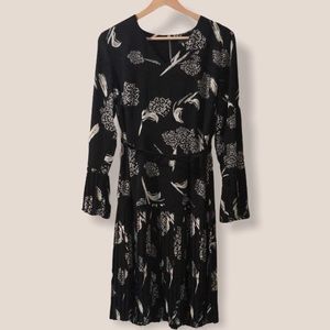 NWOT V-Neck Printed Dress - The Limited